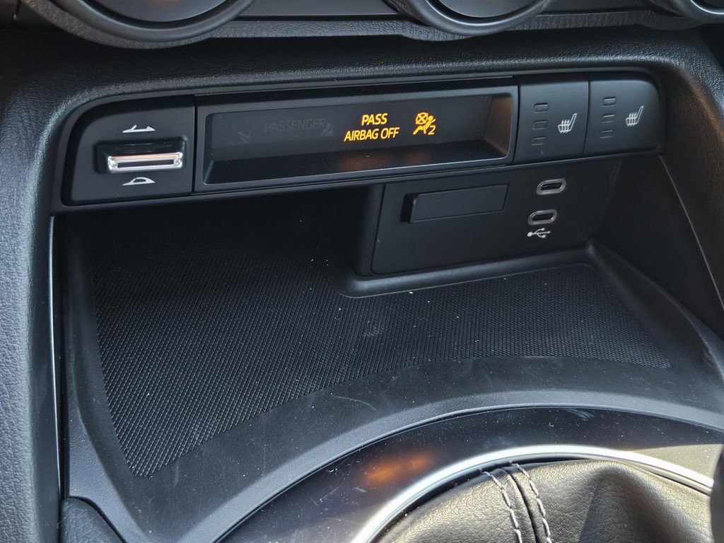 New 2025 MAZDA MX-5 Miata RF Club image 24