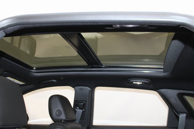 New 2025 Cadillac XT5 Premium Luxury image 8