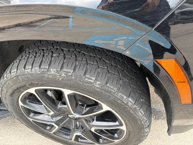 Used 2025 Chevrolet Tahoe RST w/ RST Capability Package AWD/4WD image 2