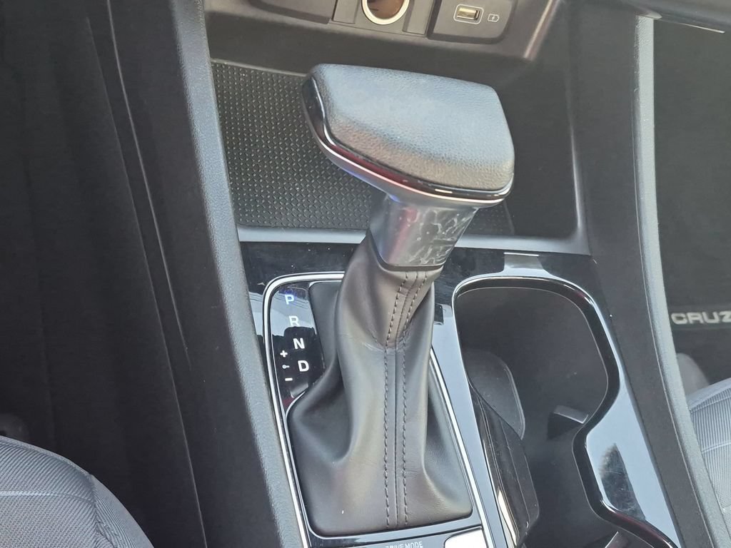 Used 2024 Hyundai Santa Cruz SE FWD image 19