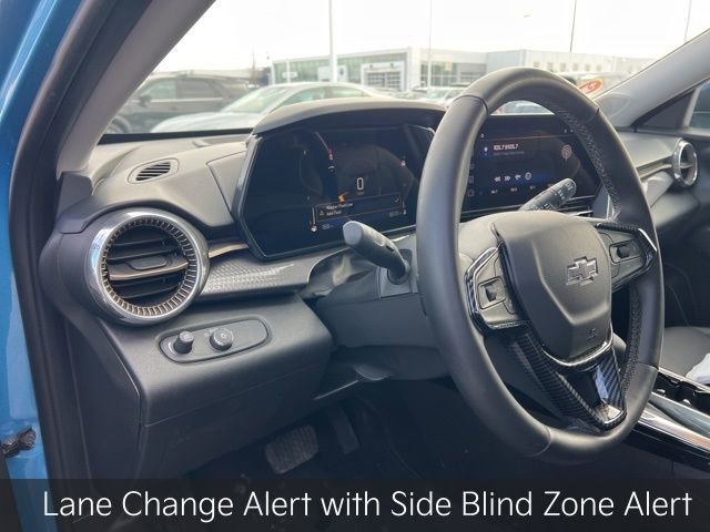 Used 2025 Chevrolet Trax ACTIV w/ Driver Confidence Package image 9