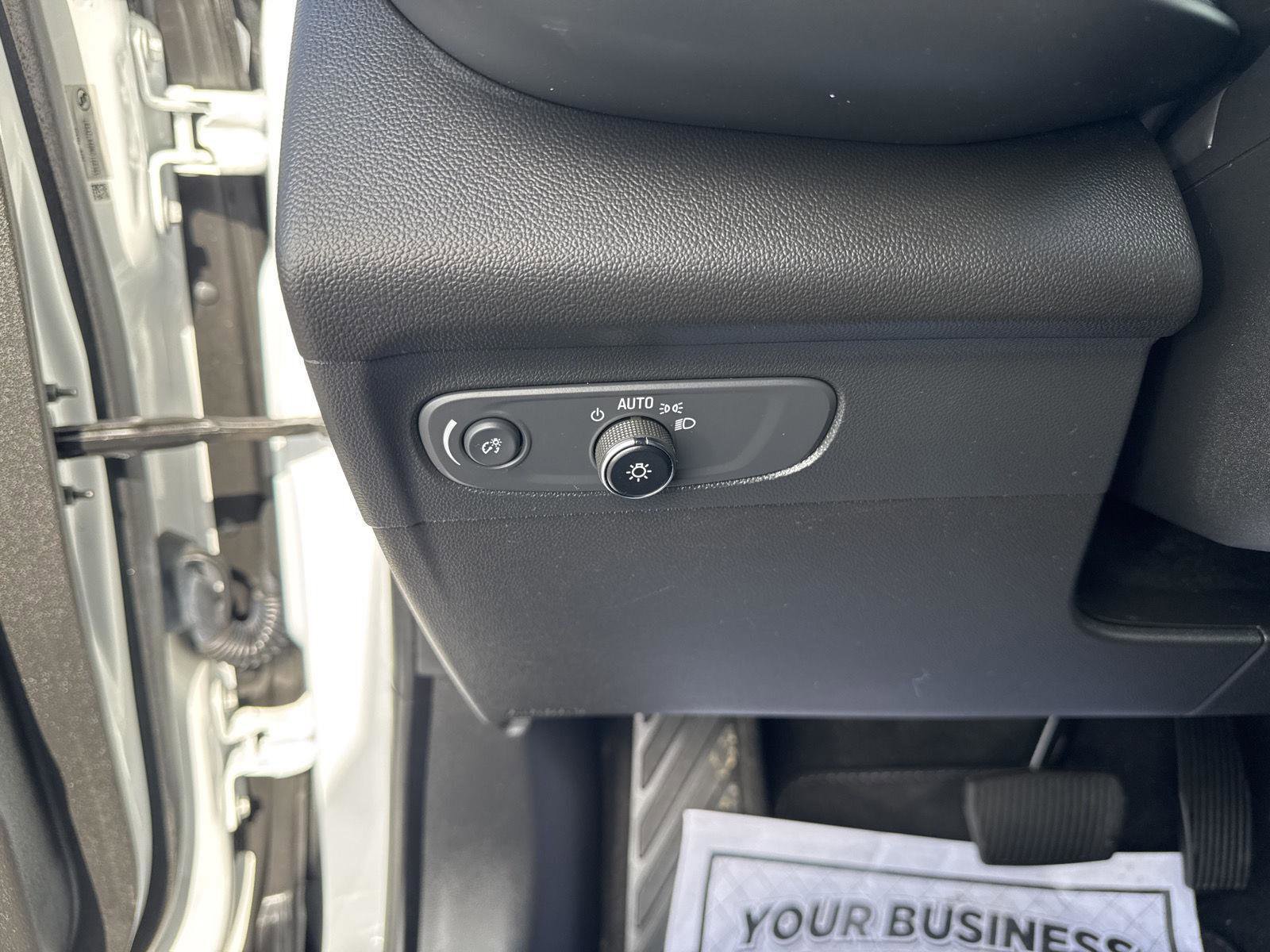 Used 2022 Buick Envision Preferred FWD image 20