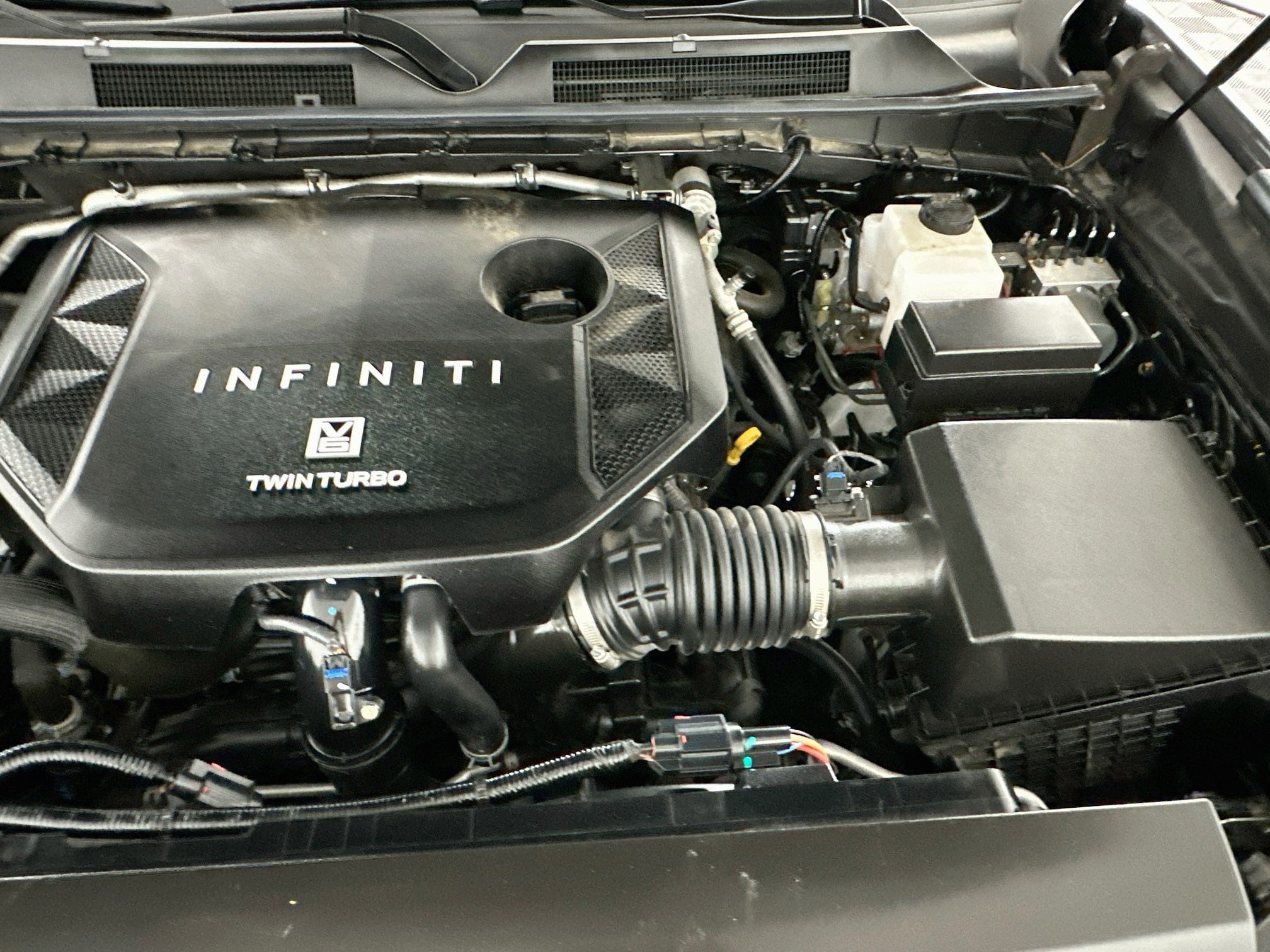 Used 2025 INFINITI QX80 Luxe AWD/4WD image 33