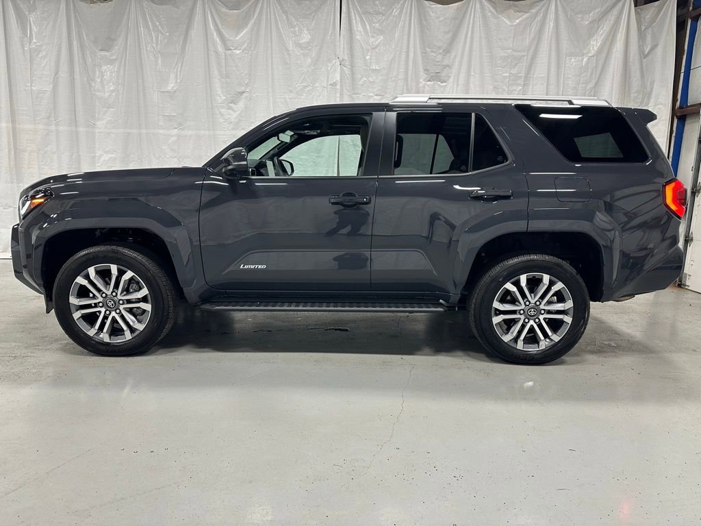 Used 2025 Toyota 4Runner Limited image 4
