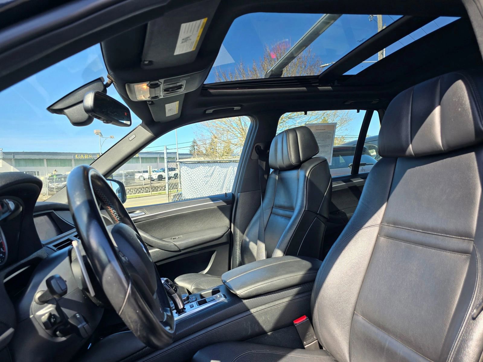 Used 2013 BMW X5 M image 21