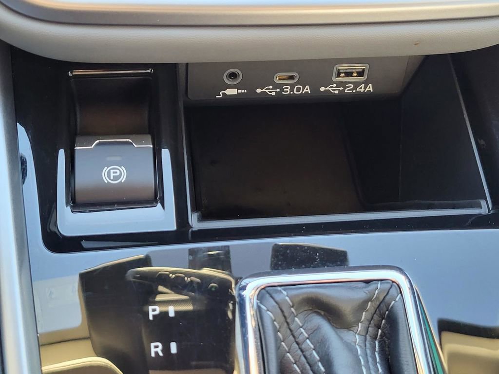 Certified 2025 Subaru Outback Premium image 26