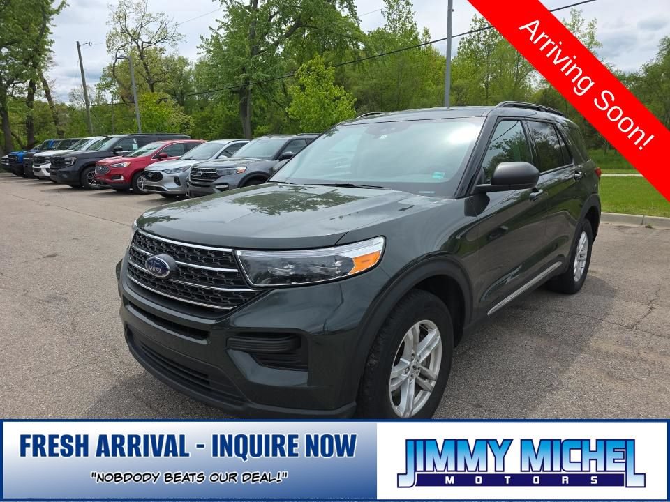 Used 2023 Ford Explorer XLT AWD/4WD image 1