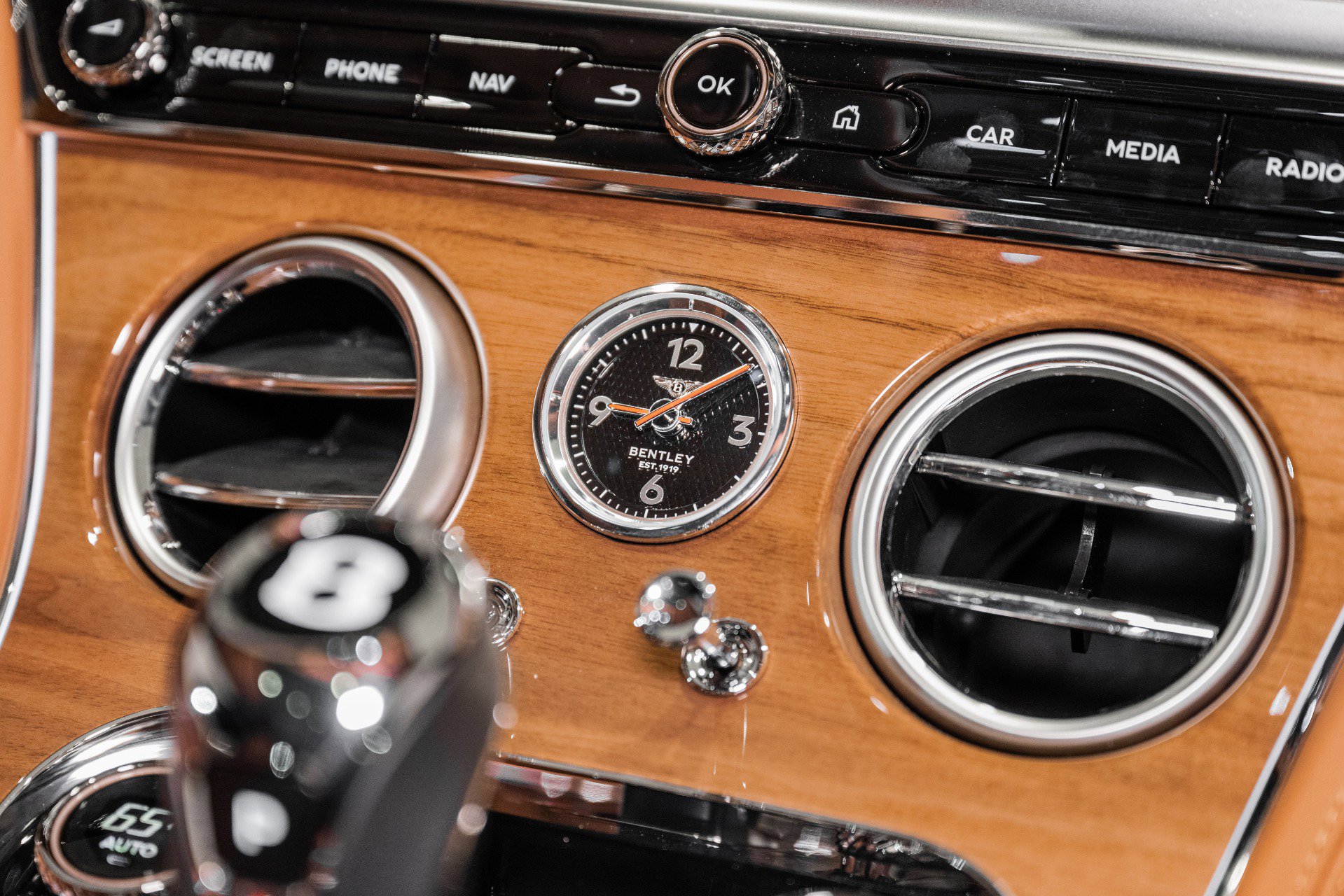 New 2026 Bentley Continental GT Azure image 33