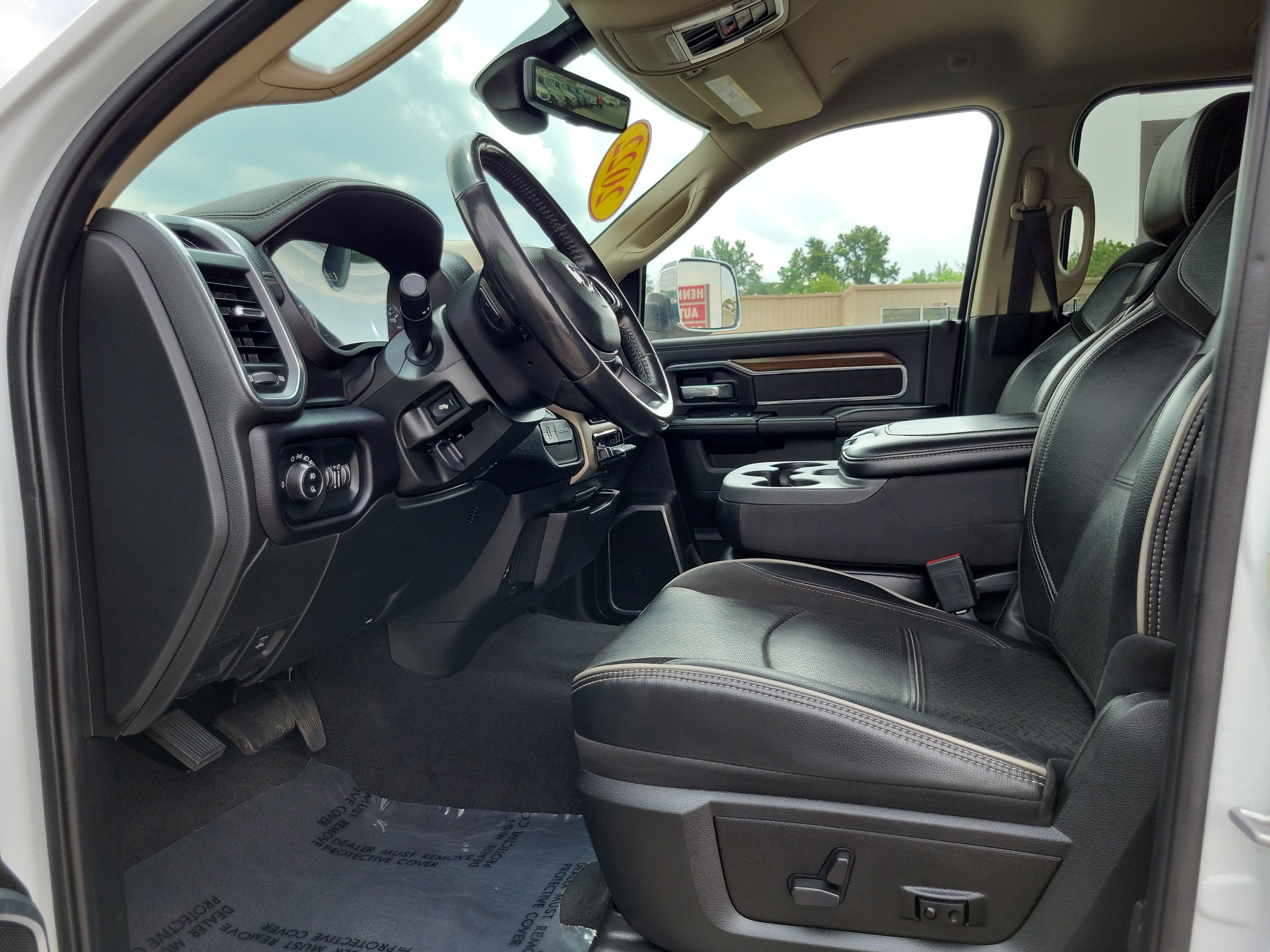 Used 2022 RAM 2500 Laramie AWD/4WD image 7