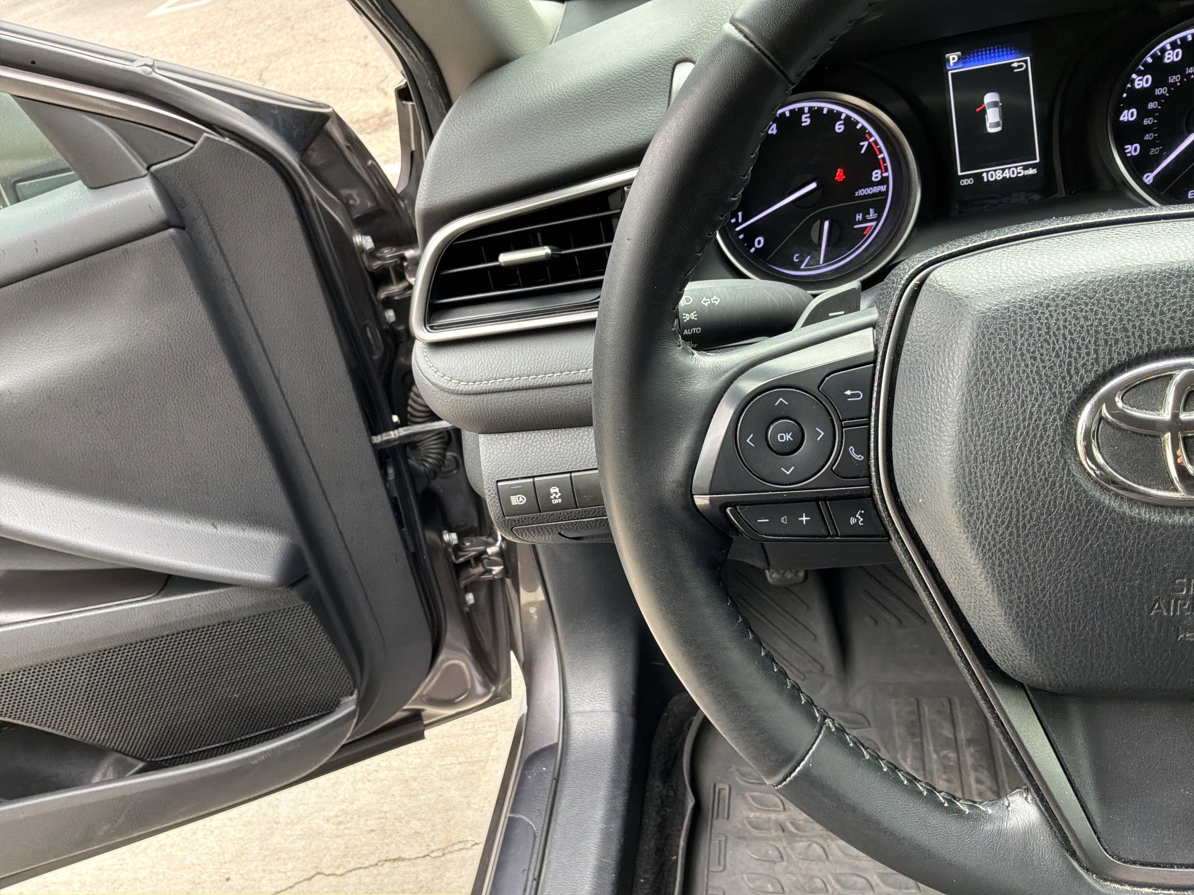 Used 2024 Toyota Camry SE FWD image 13