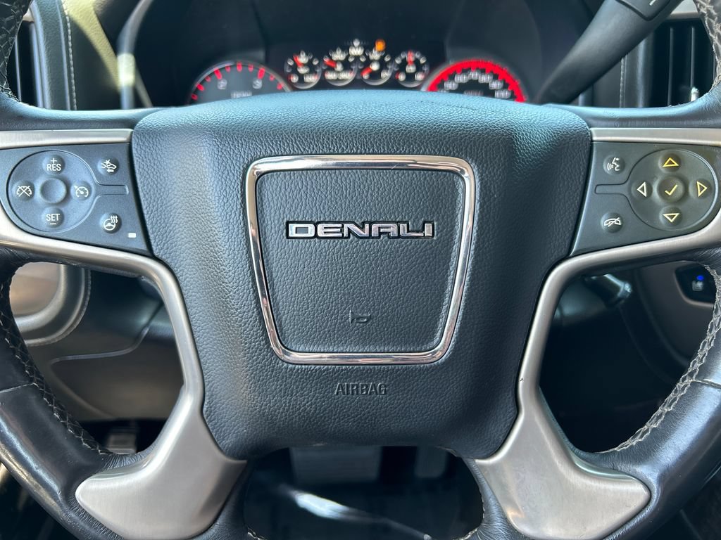 Used 2016 GMC Sierra 2500 Denali w/ Duramax Plus Package AWD/4WD image 9