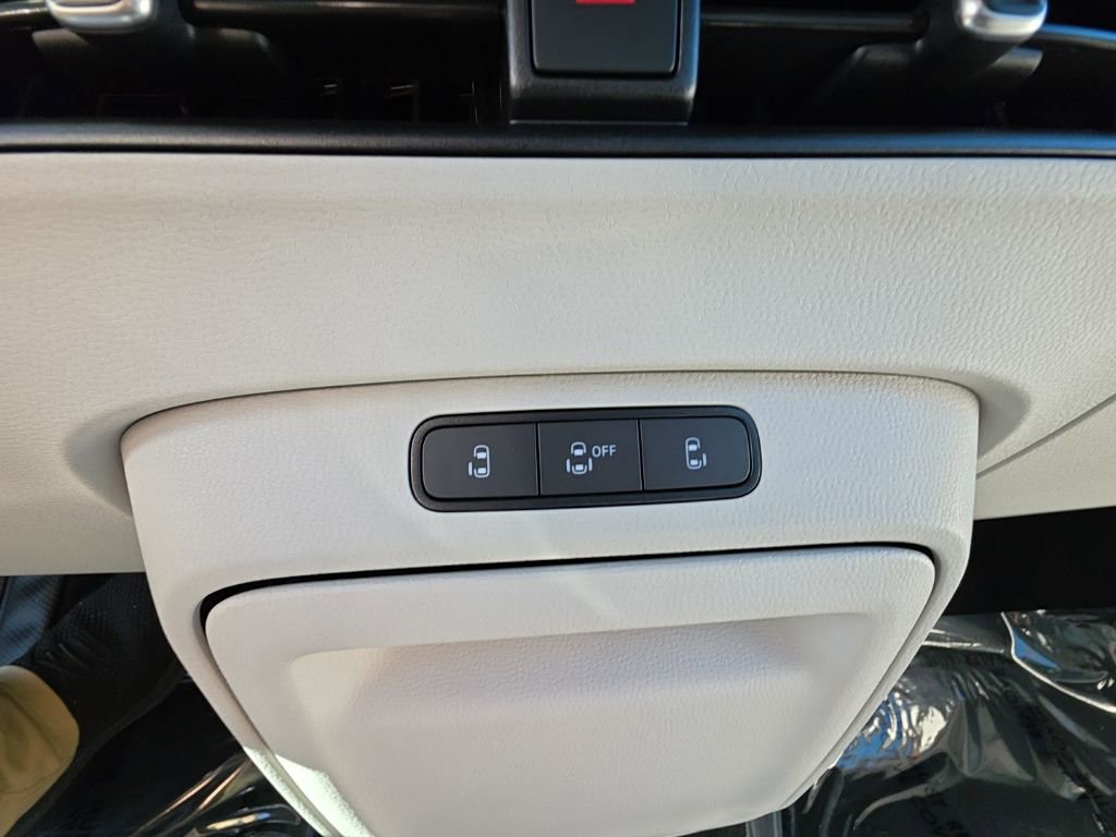 New 2025 Volkswagen ID. Buzz 1st Edition image 21