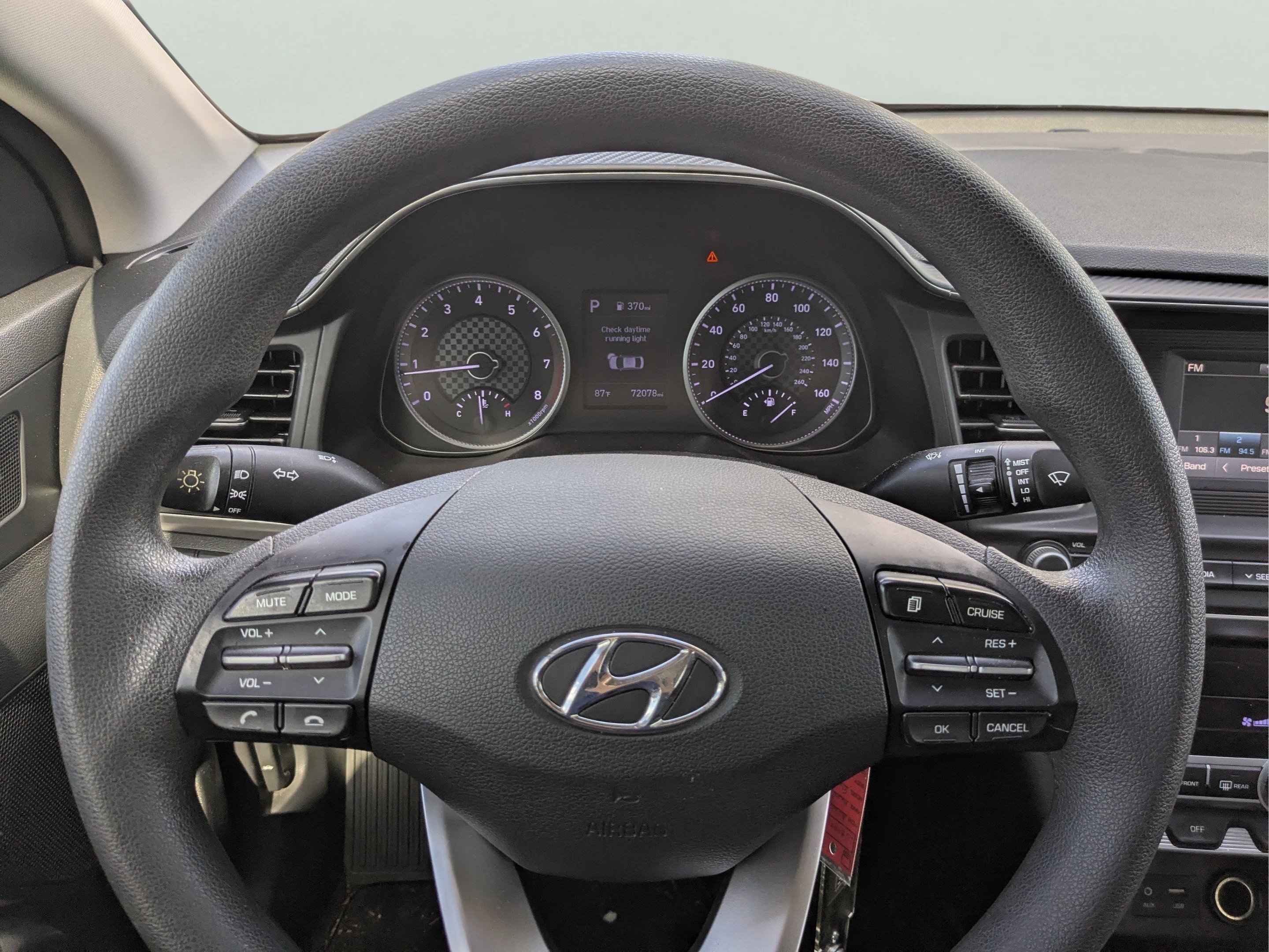 Used 2020 Hyundai Elantra SE w/ Cargo Package (C1) FWD image 24