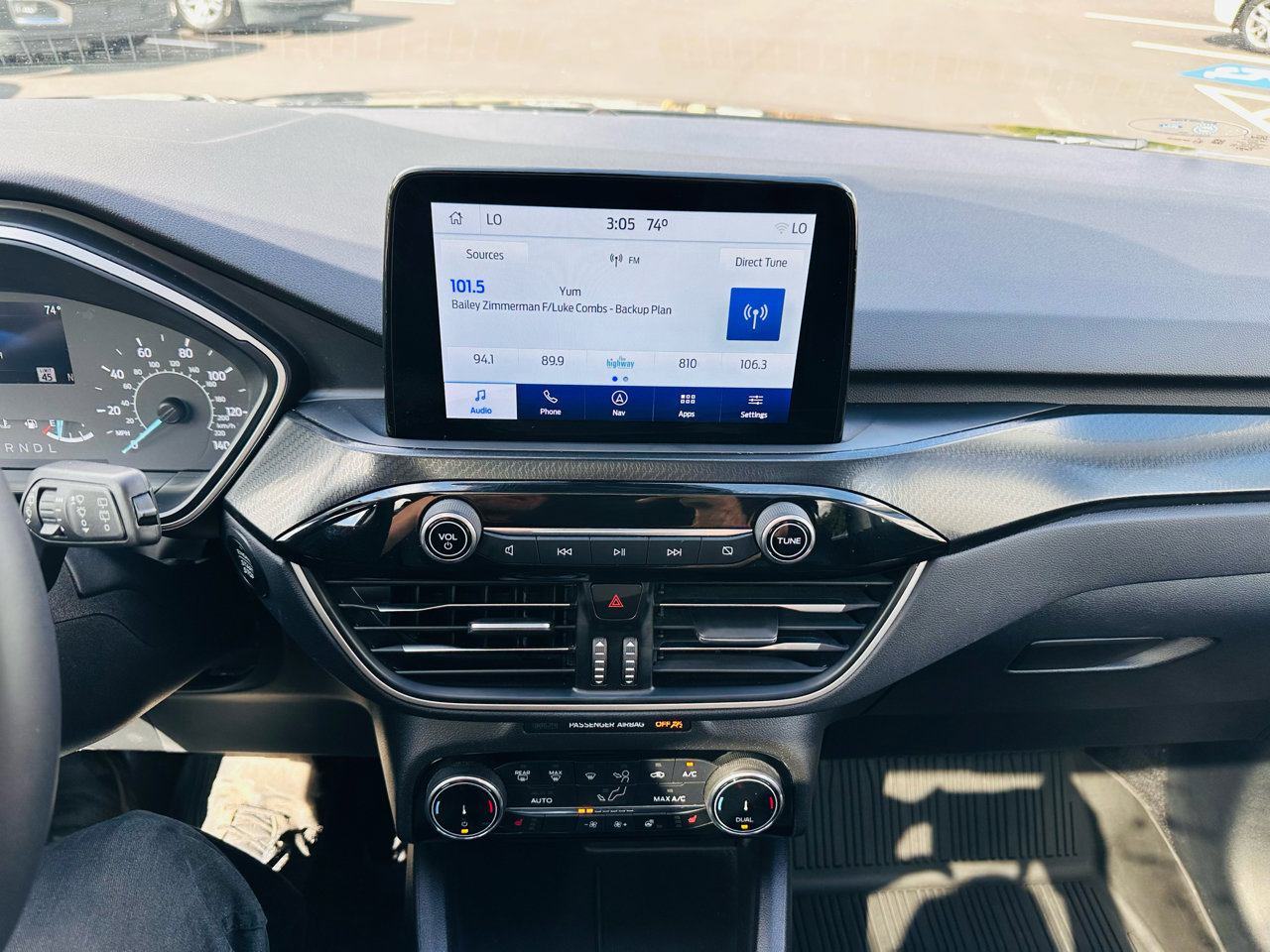 Used 2022 Ford Escape SEL w/ SEL Stealth AWD Package image 25