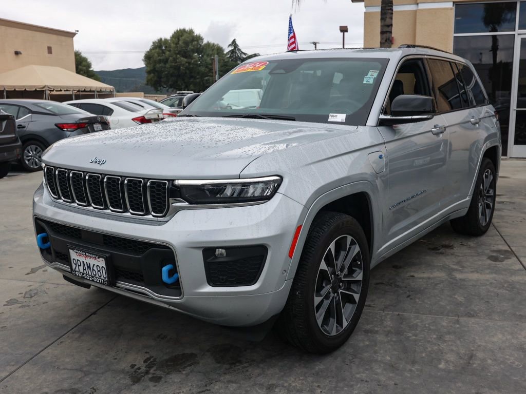 Used 2024 Jeep Grand Cherokee Overland w/ Luxury Tech Group IV image 7