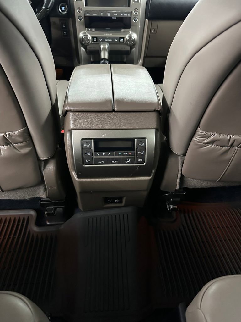 Used 2021 Lexus GX 460 Premium image 28