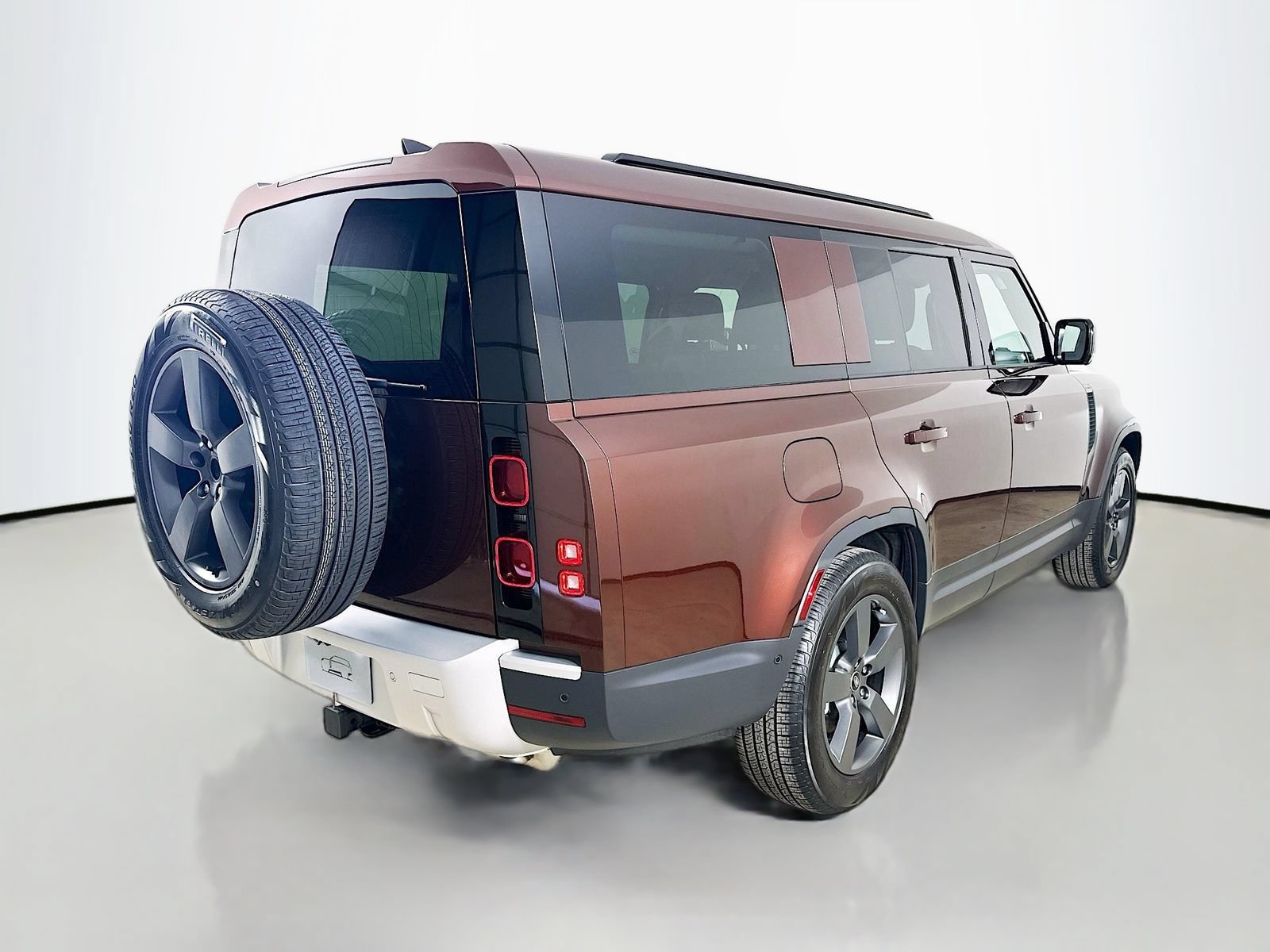 New 2025 Land Rover Defender 130 S AWD/4WD image 5
