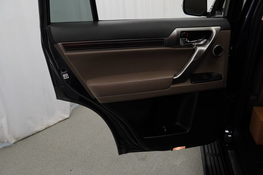 Used 2022 Lexus GX 460 Premium w/ Premium Plus Package AWD/4WD image 32