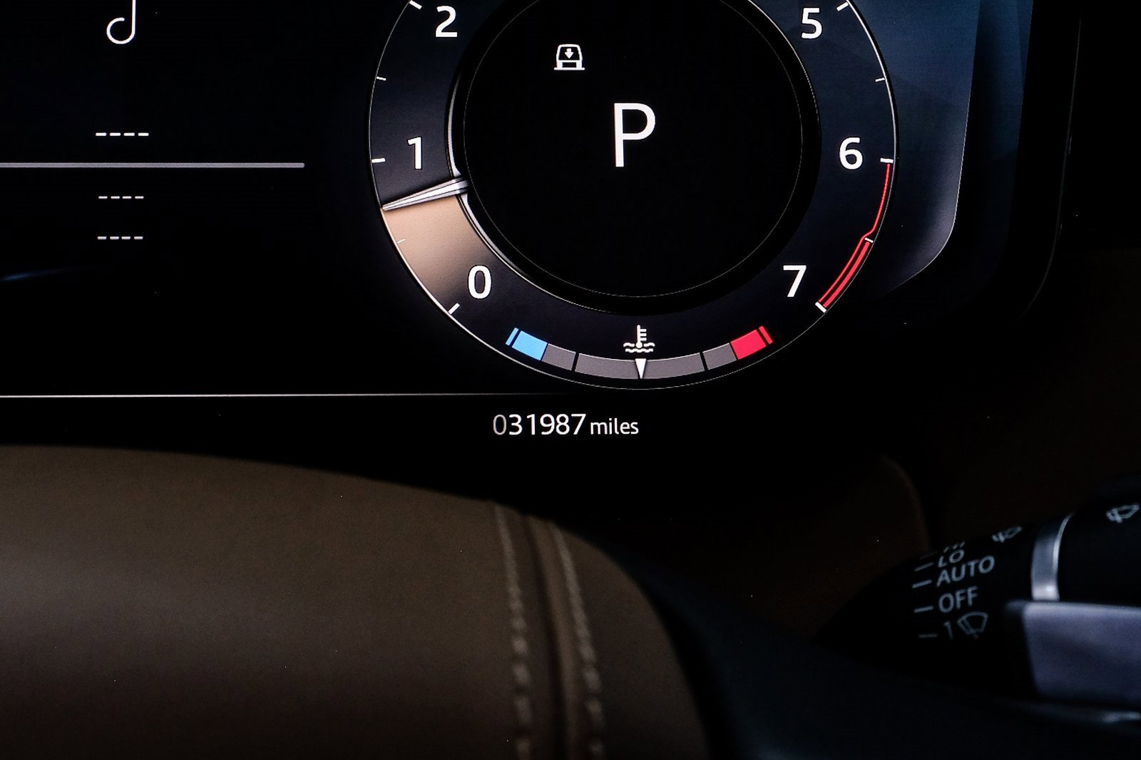 Used 2023 Land Rover Range Rover Autobiography image 29