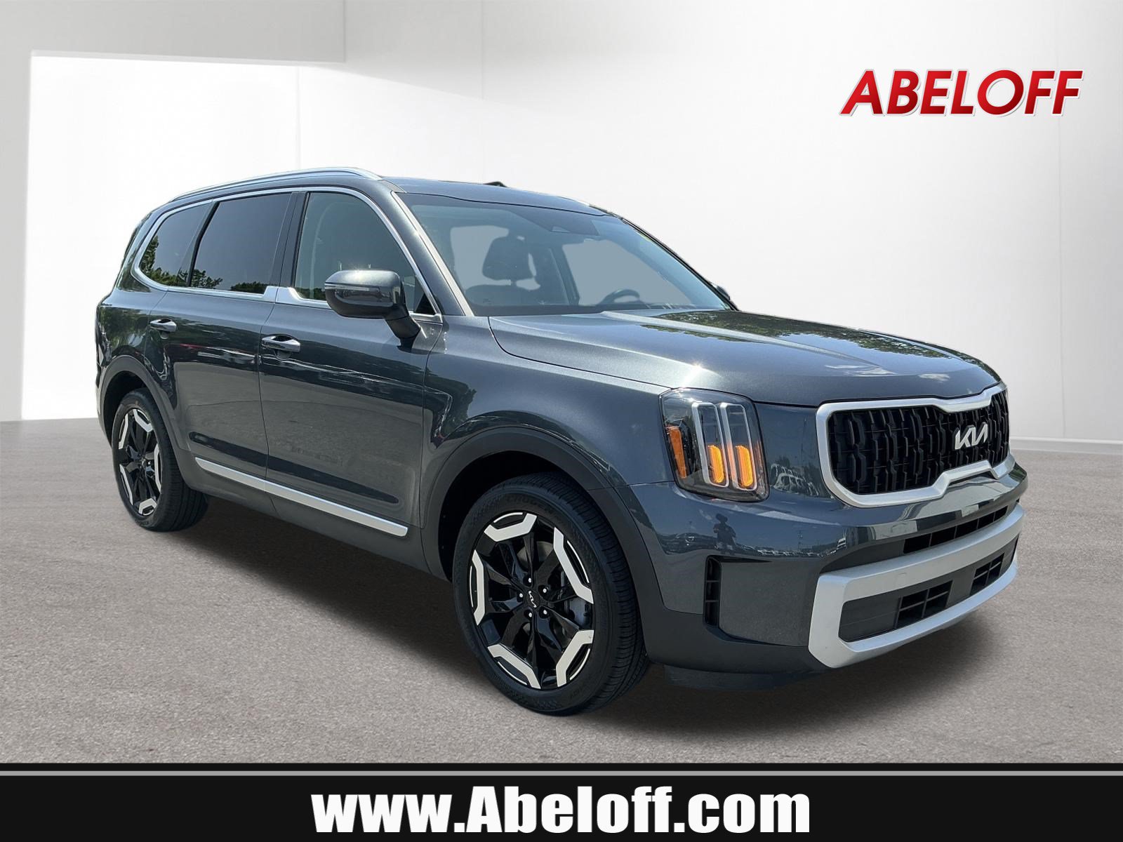 Certified 2024 Kia Telluride EX w/ EX Captain's Chair Package
