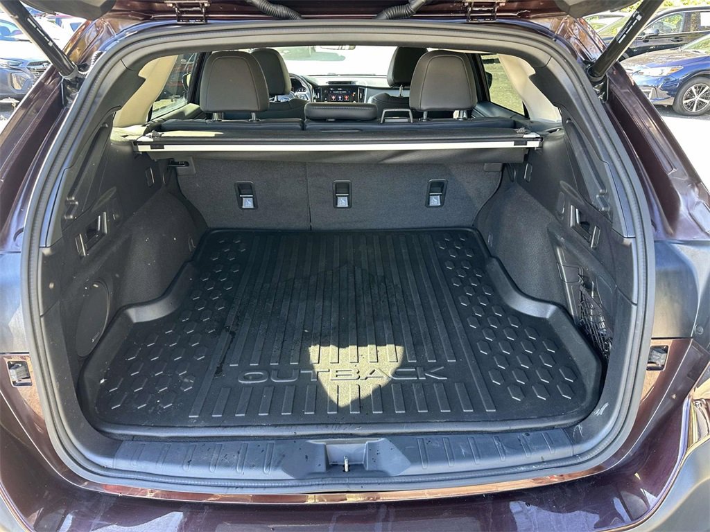 Certified 2023 Subaru Outback Limited image 11