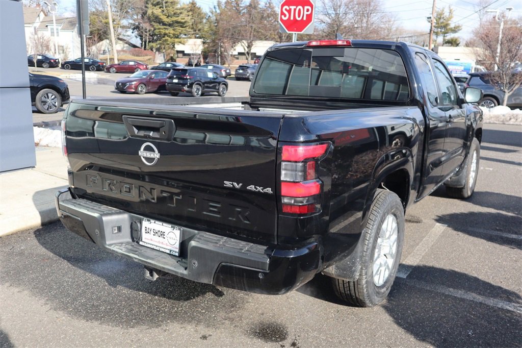 Certified 2024 Nissan Frontier SV w/ SV Convenience Package image 6