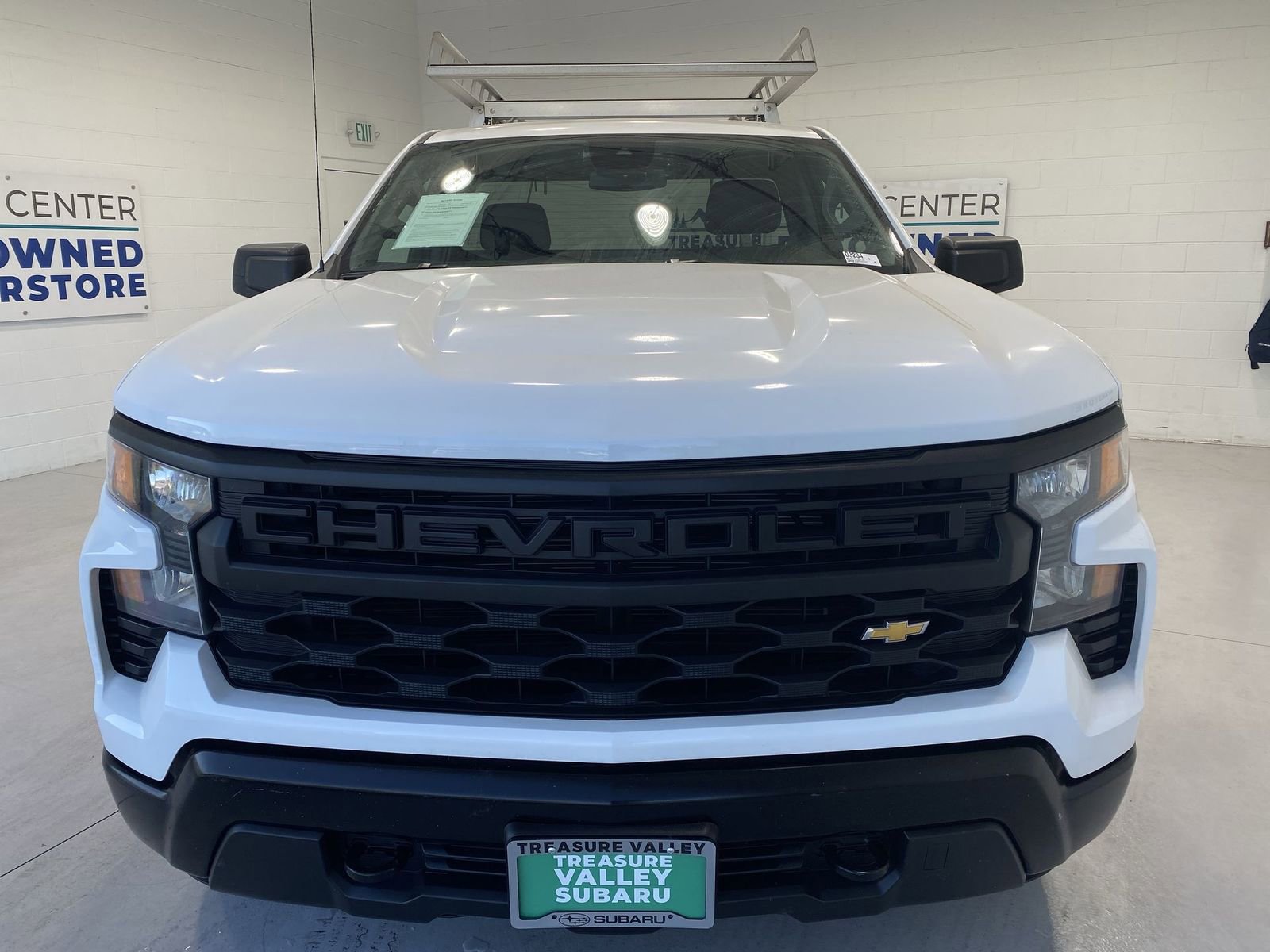 Used 2022 Chevrolet Silverado 1500 W/T w/ WT Value Package AWD/4WD image 3