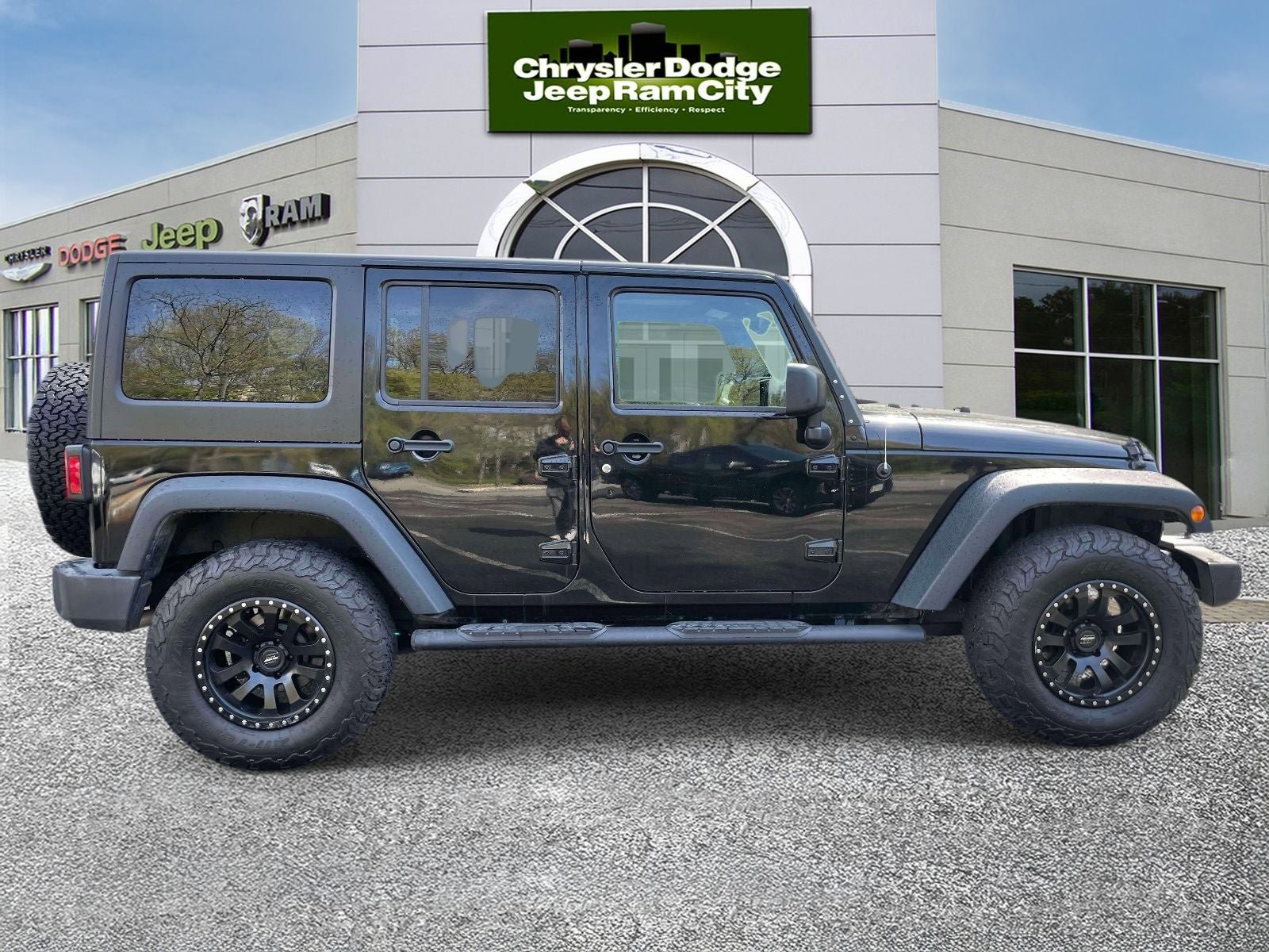 Used 2017 Jeep Wrangler Unlimited Sport w/ Quick Order Package 24S AWD/4WD image 5
