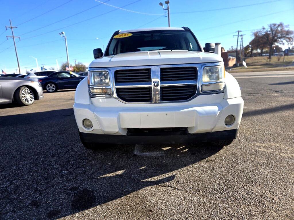 Used 2008 Dodge Nitro SLT image 2