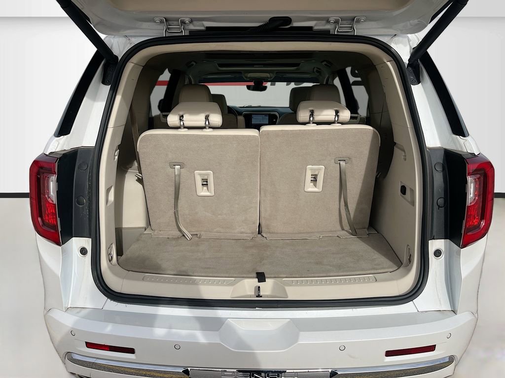 Used 2022 GMC Acadia Denali w/ Denali Ultimate Package AWD/4WD image 28