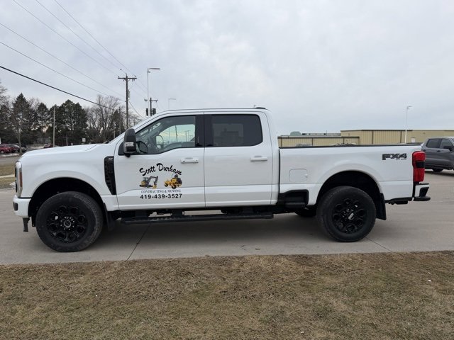 Used 2024 Ford F250 XLT w/ Black Appearance Package image 9