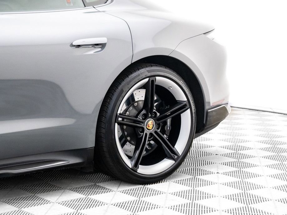 Used 2021 Porsche Taycan Turbo S image 34