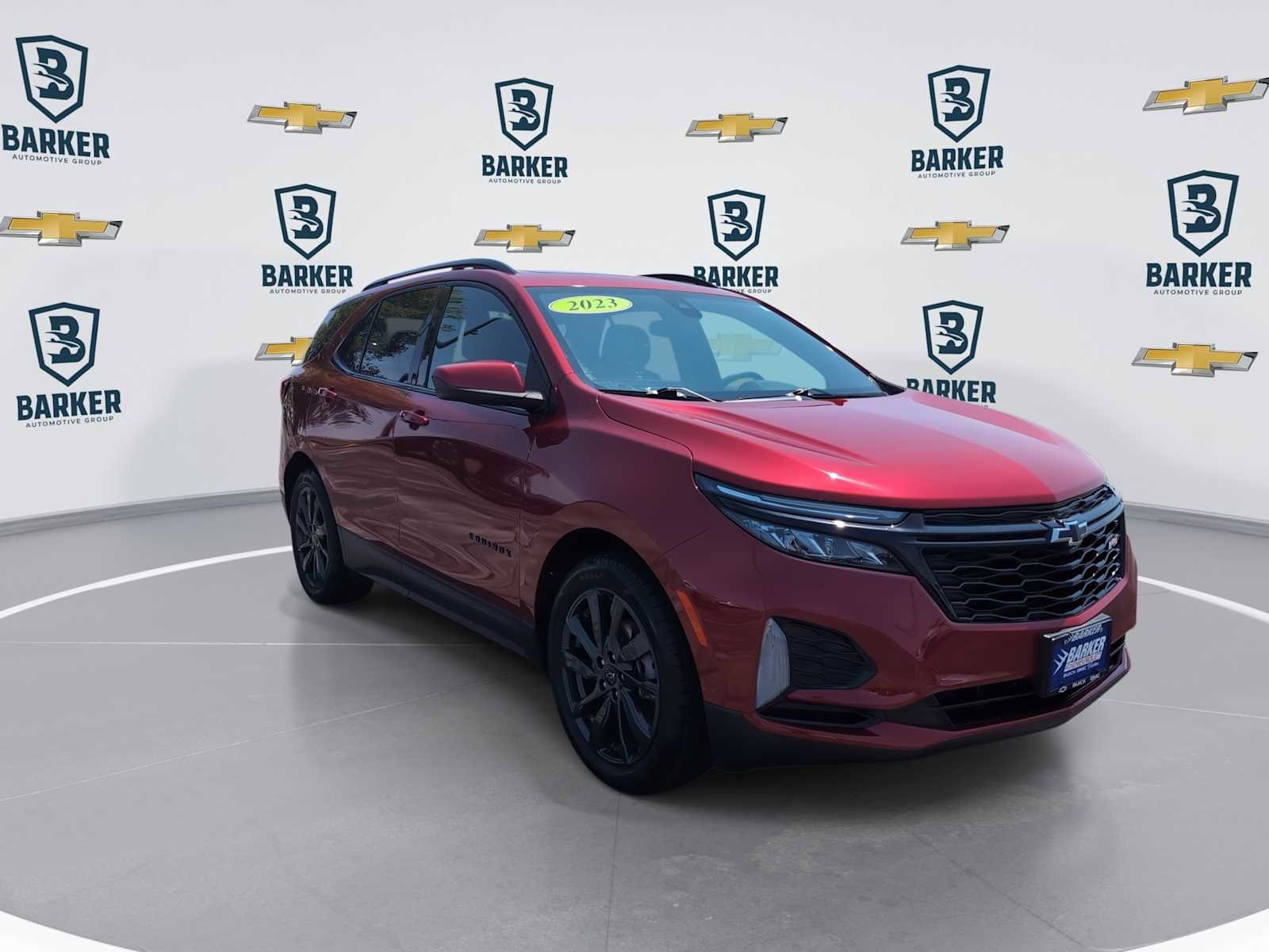 Used 2023 Chevrolet Equinox RS FWD image 2