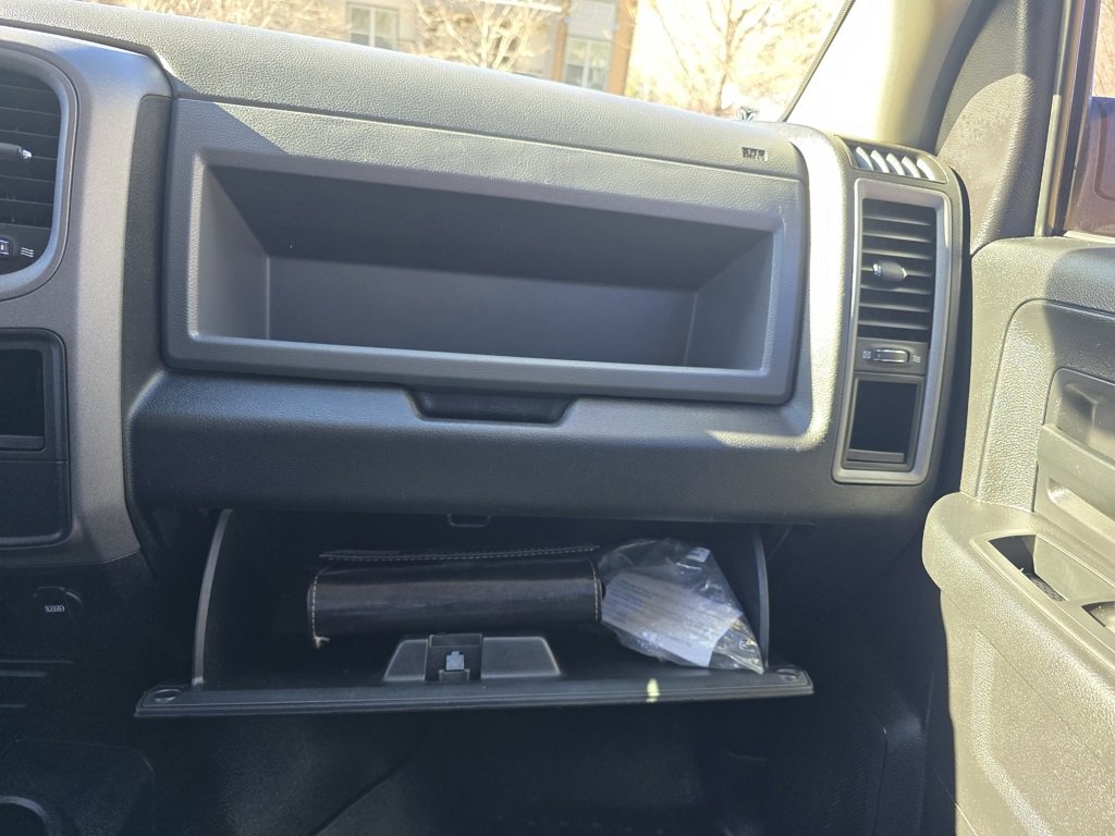 Used 2017 RAM 2500 Tradesman w/ Chrome Appearance Group image 25