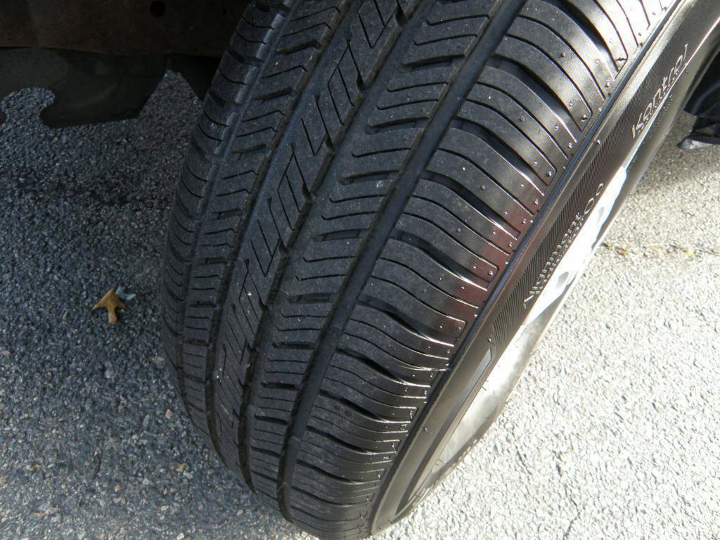 Used 1991 Dodge Dakota Reg. Cab 8-ft. Bed 2WD image 6