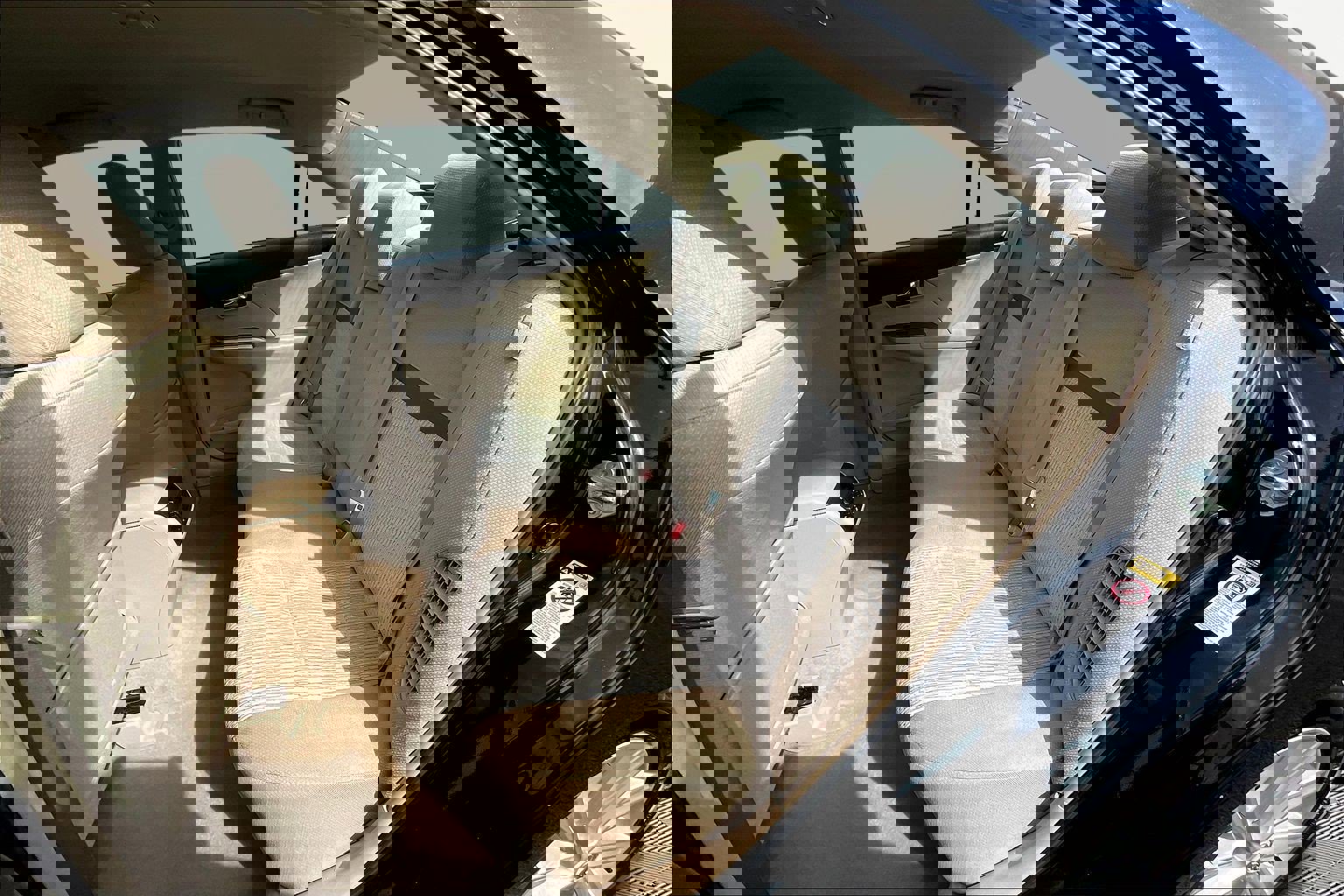 Used 2013 Toyota Camry XLE w/ Convenience Pkg image 22