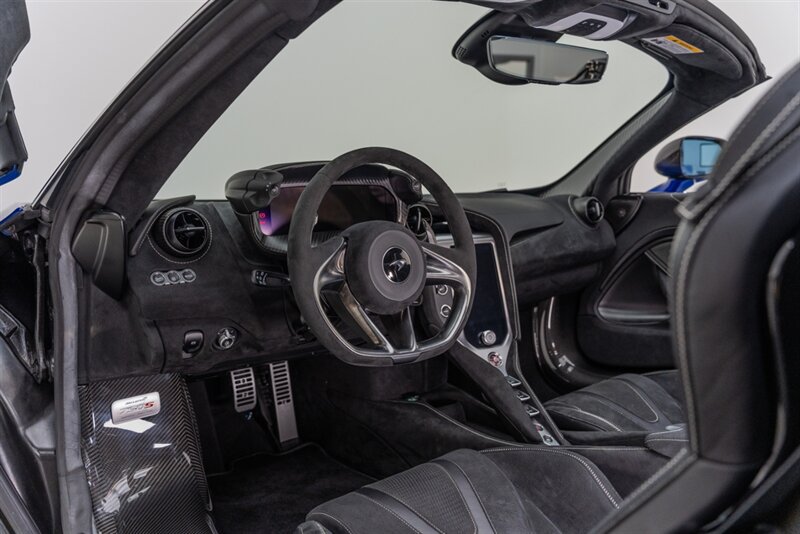 Used 2024 McLaren 750S Spider RWD image 77