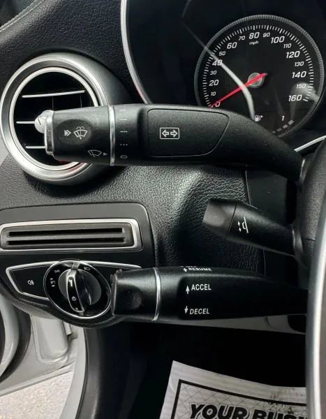 Used 2015 Mercedes-Benz C 300 4MATIC Sedan image 47