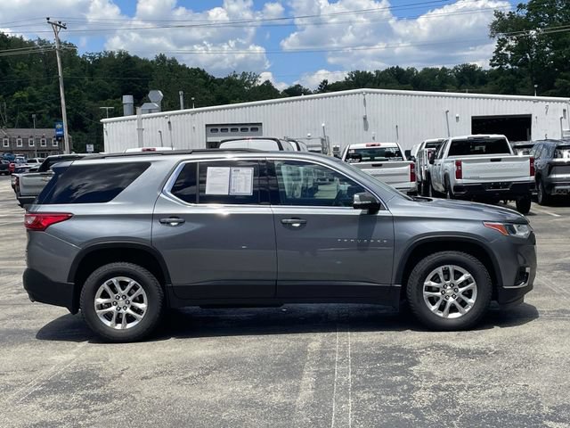 Used 2021 Chevrolet Traverse LT w/ LPO, Floor Liner Package AWD/4WD image 2