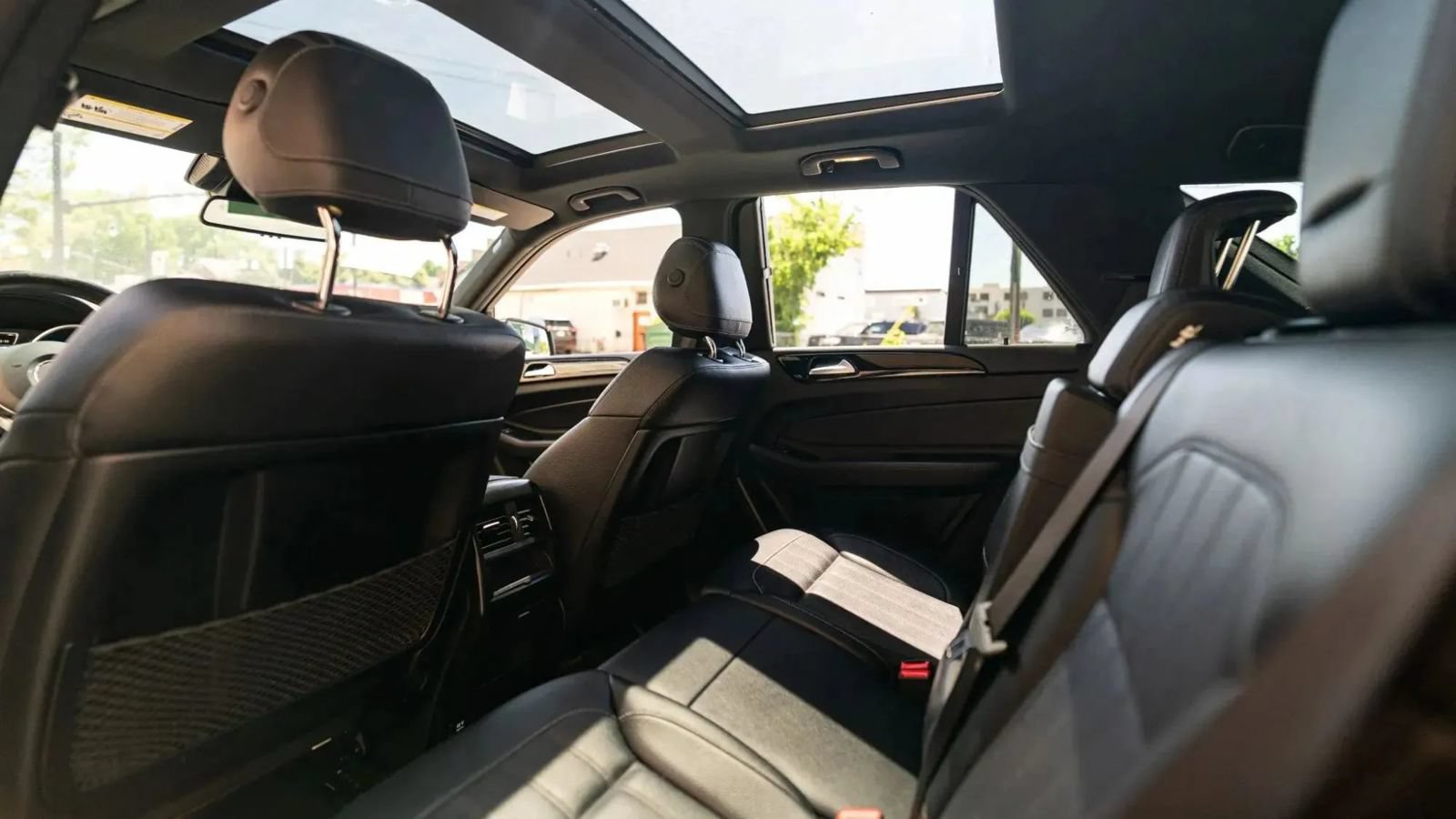 Used 2017 Mercedes-Benz GLE 43 AMG 4MATIC w/ Premium 2 Package image 22