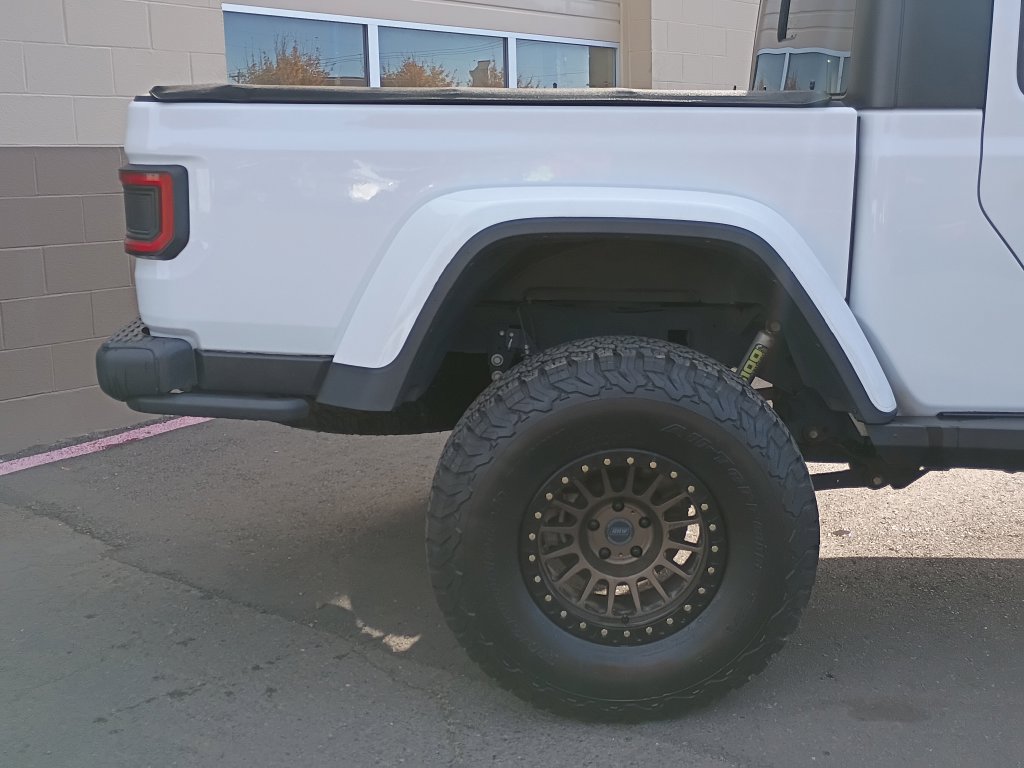 Used 2021 Jeep Gladiator Rubicon AWD/4WD image 4