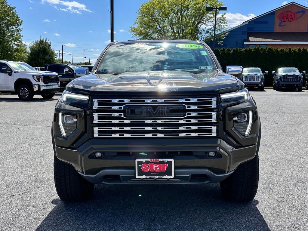 Used 2024 GMC Canyon Denali AWD/4WD image 4