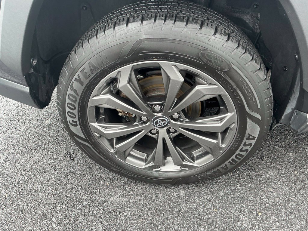 Certified 2023 Toyota RAV4 Limited AWD/4WD image 5