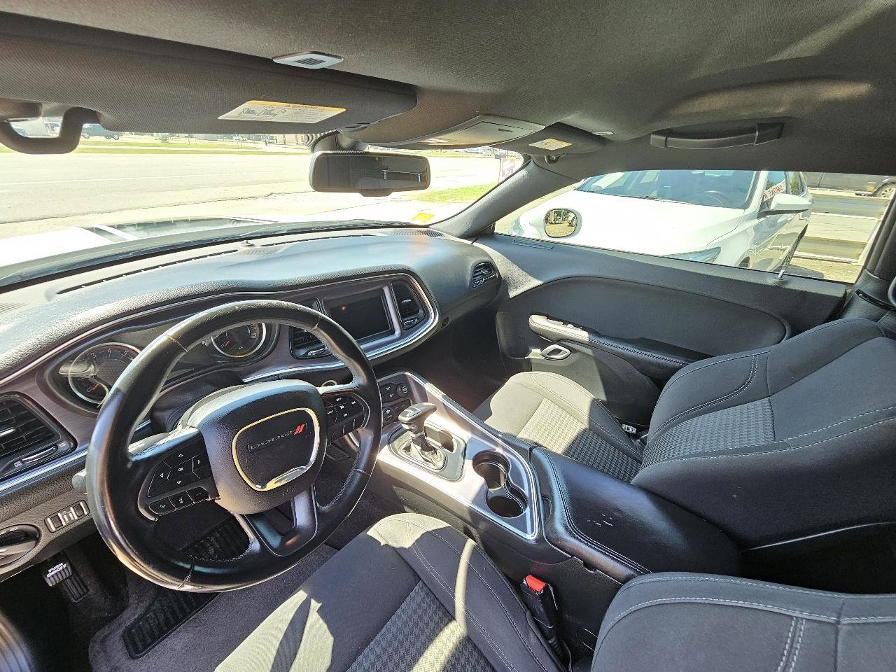 Used 2018 Dodge Challenger SXT RWD image 31
