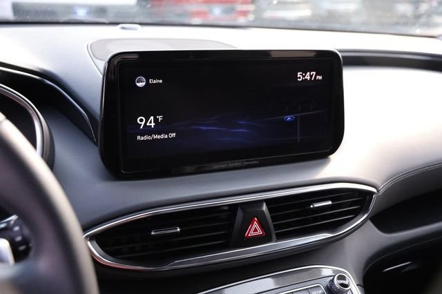 Used 2021 Hyundai Santa Fe SEL w/ Convenience + Premium Package AWD/4WD image 17