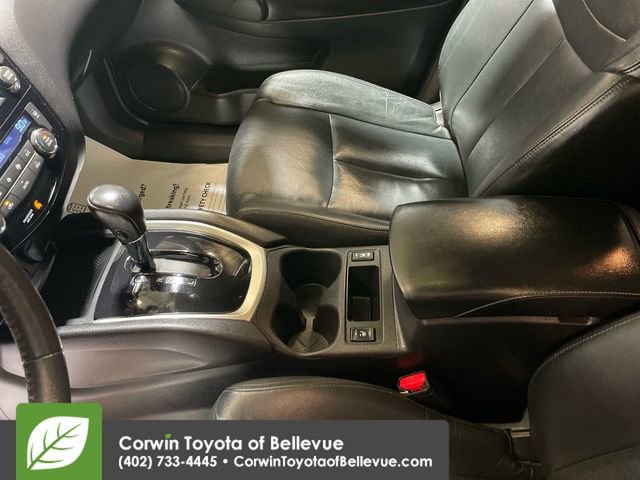 Used 2015 Nissan Rogue SL w/ SL Premium Package image 18