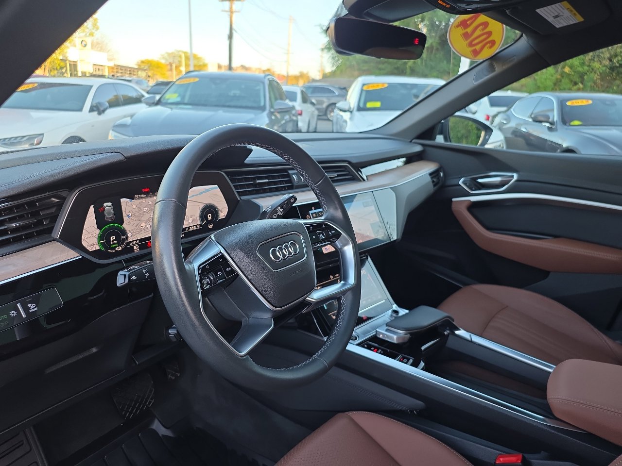 Used 2024 Audi Q8 e-tron Premium Plus w/ Premium Plus Package image 36