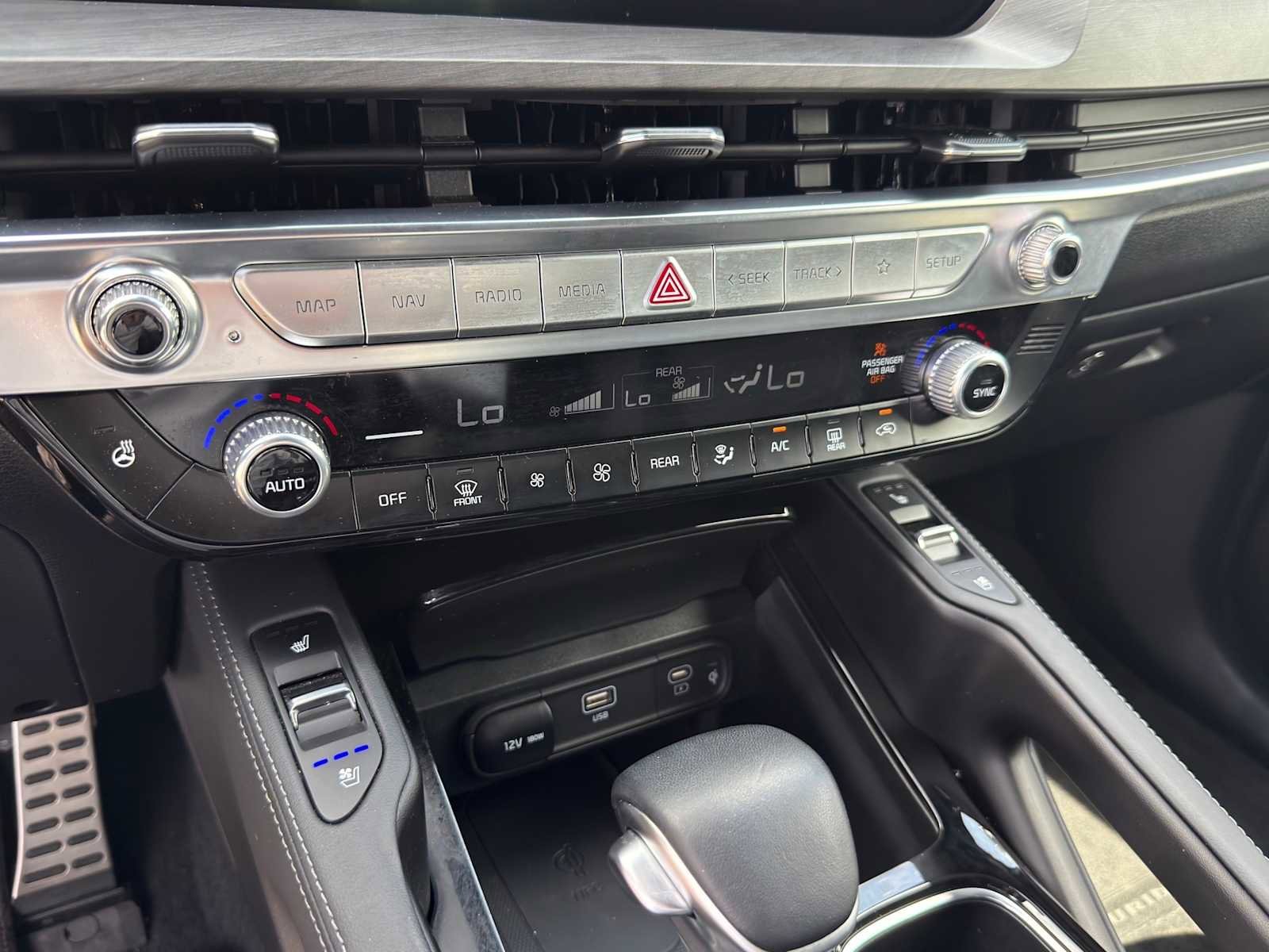 Certified 2024 Kia Telluride SX X-Pro AWD/4WD image 16