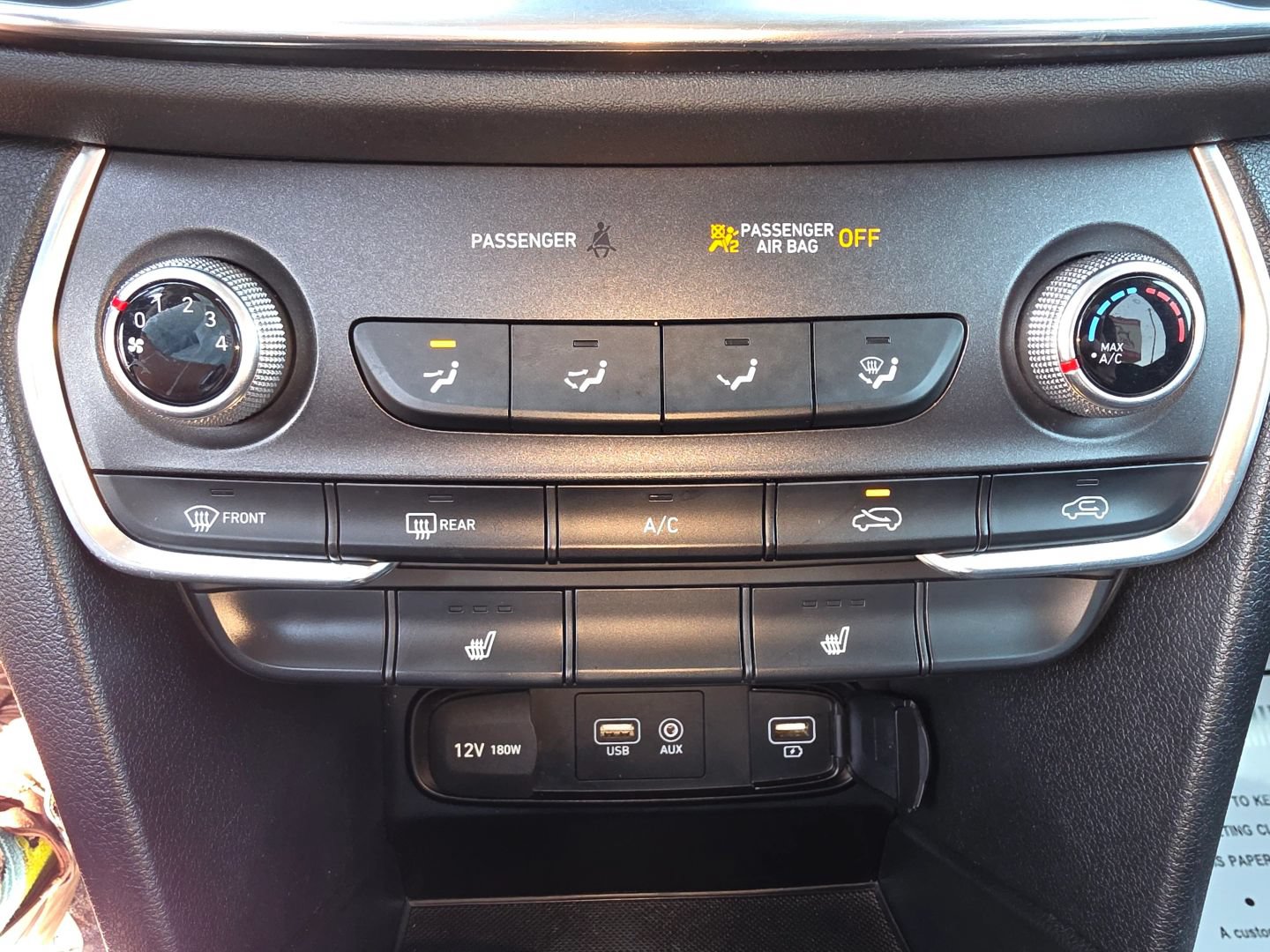 Used 2020 Hyundai Santa Fe SEL AWD/4WD image 19