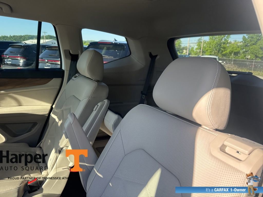 Used 2025 Volkswagen Atlas SE image 9